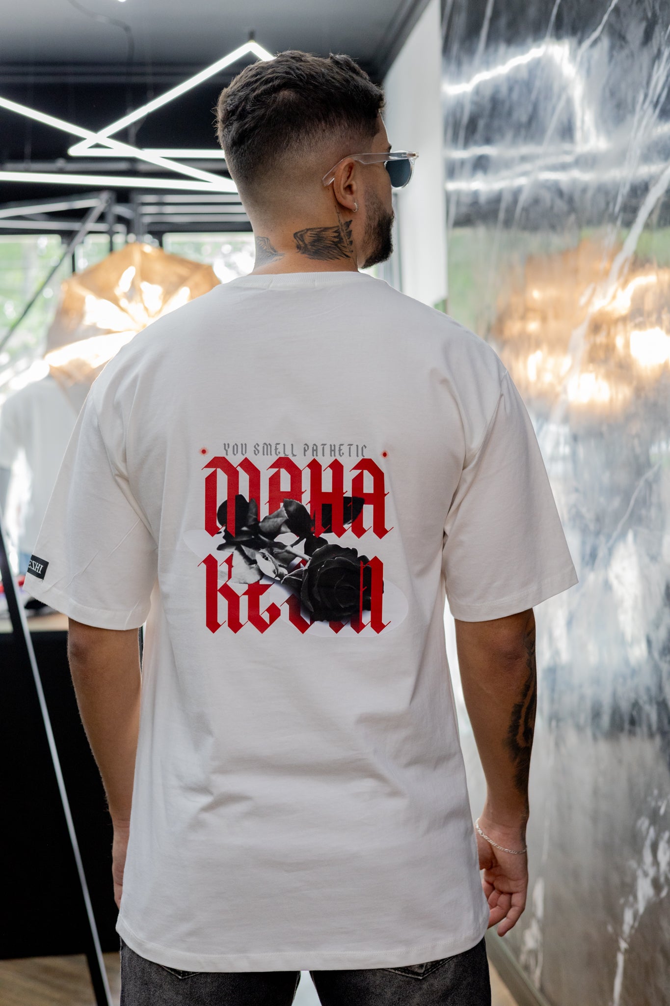 Oversized Rose To Dead