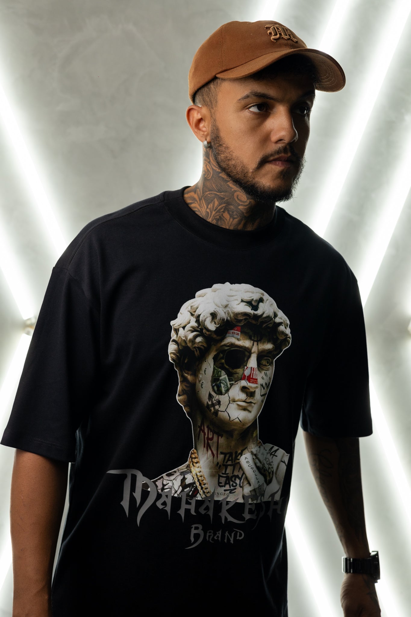 Oversized Black Art Gray