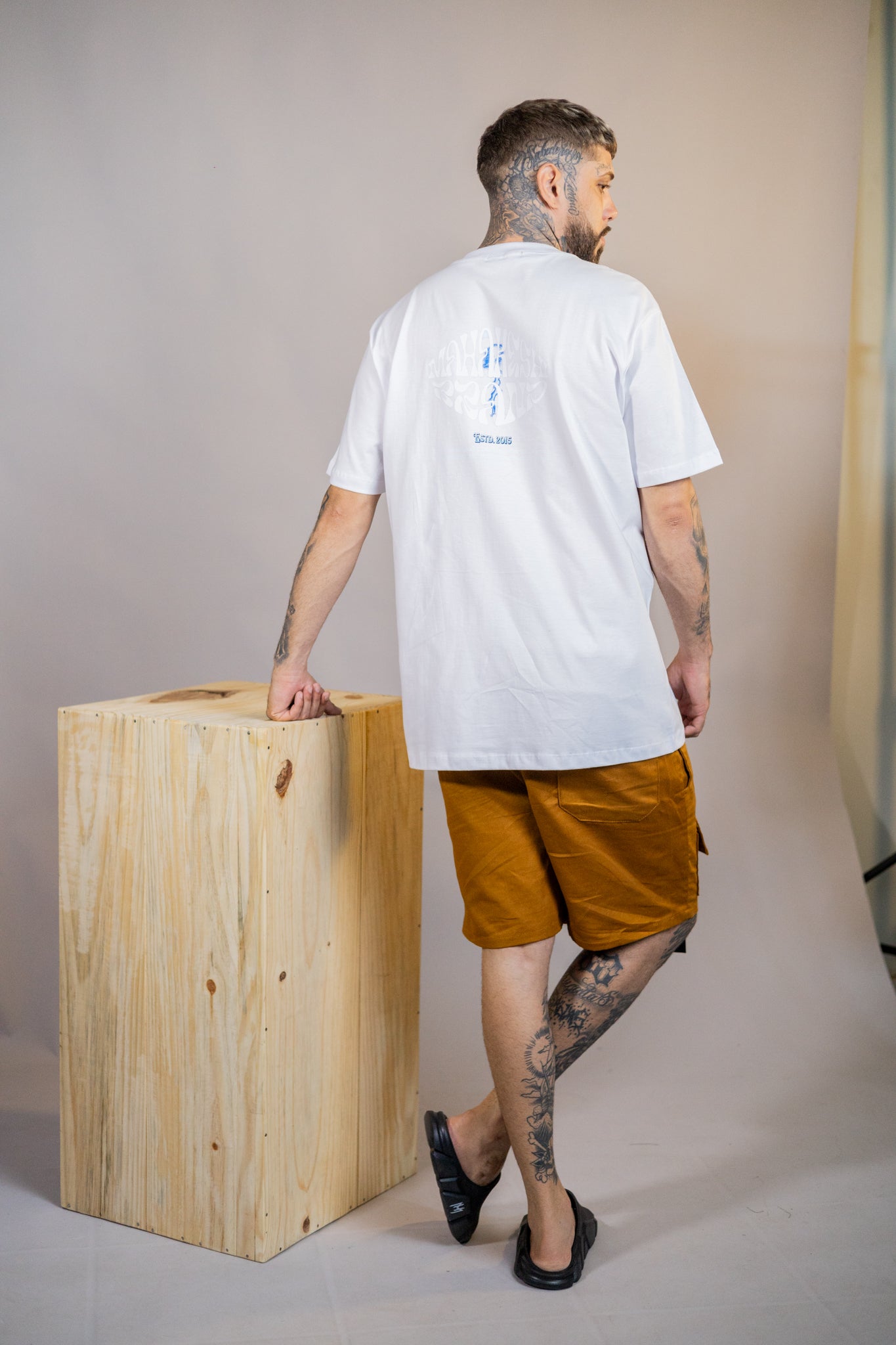 Oversized White Blue