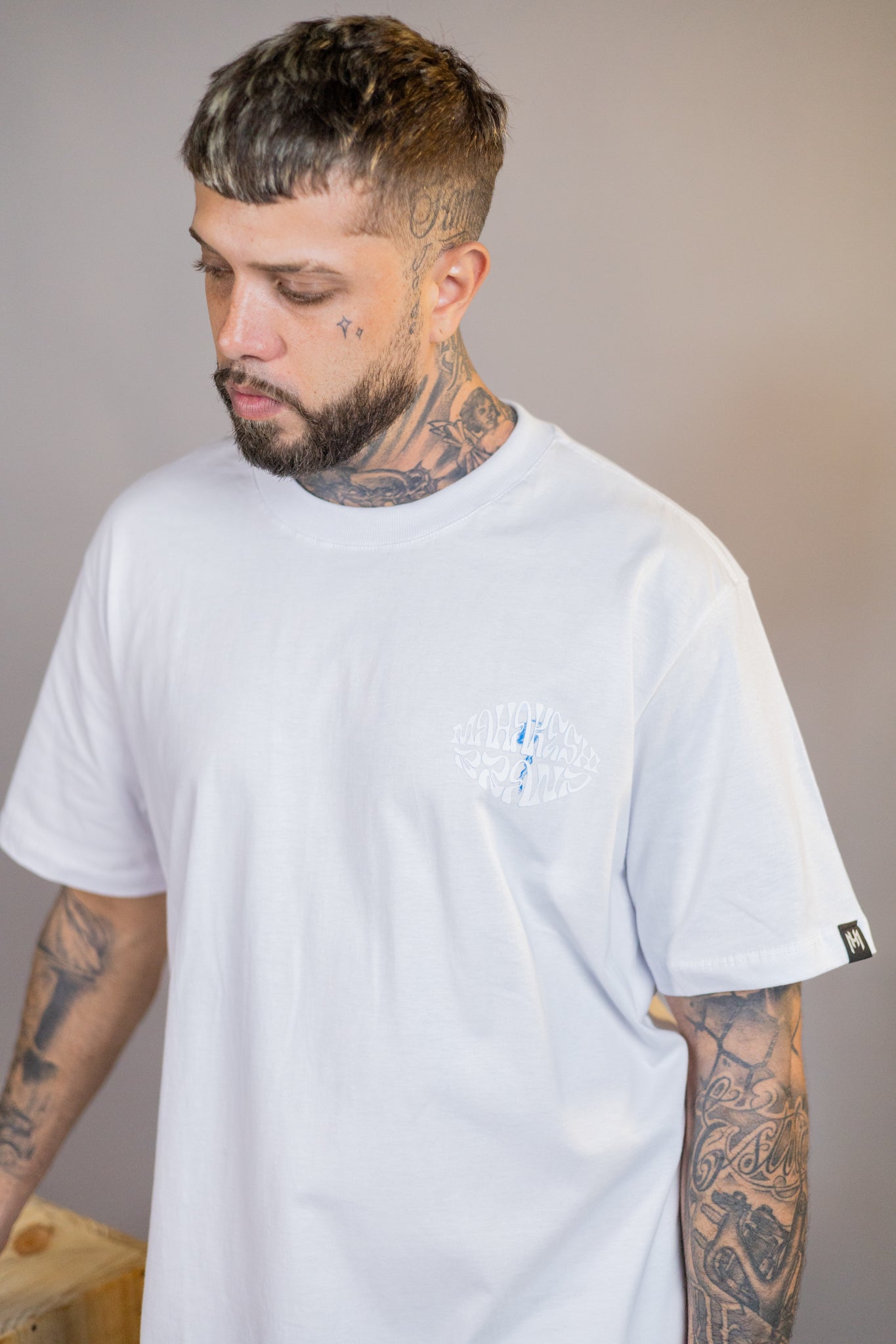 Oversized White Blue