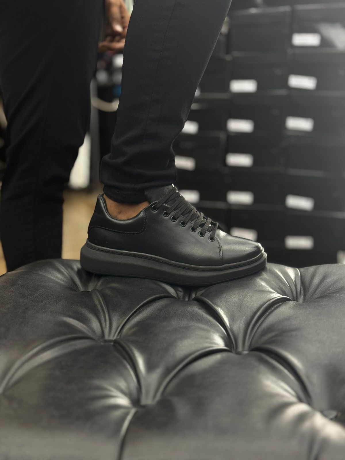 Sneaker MCQueen All Black