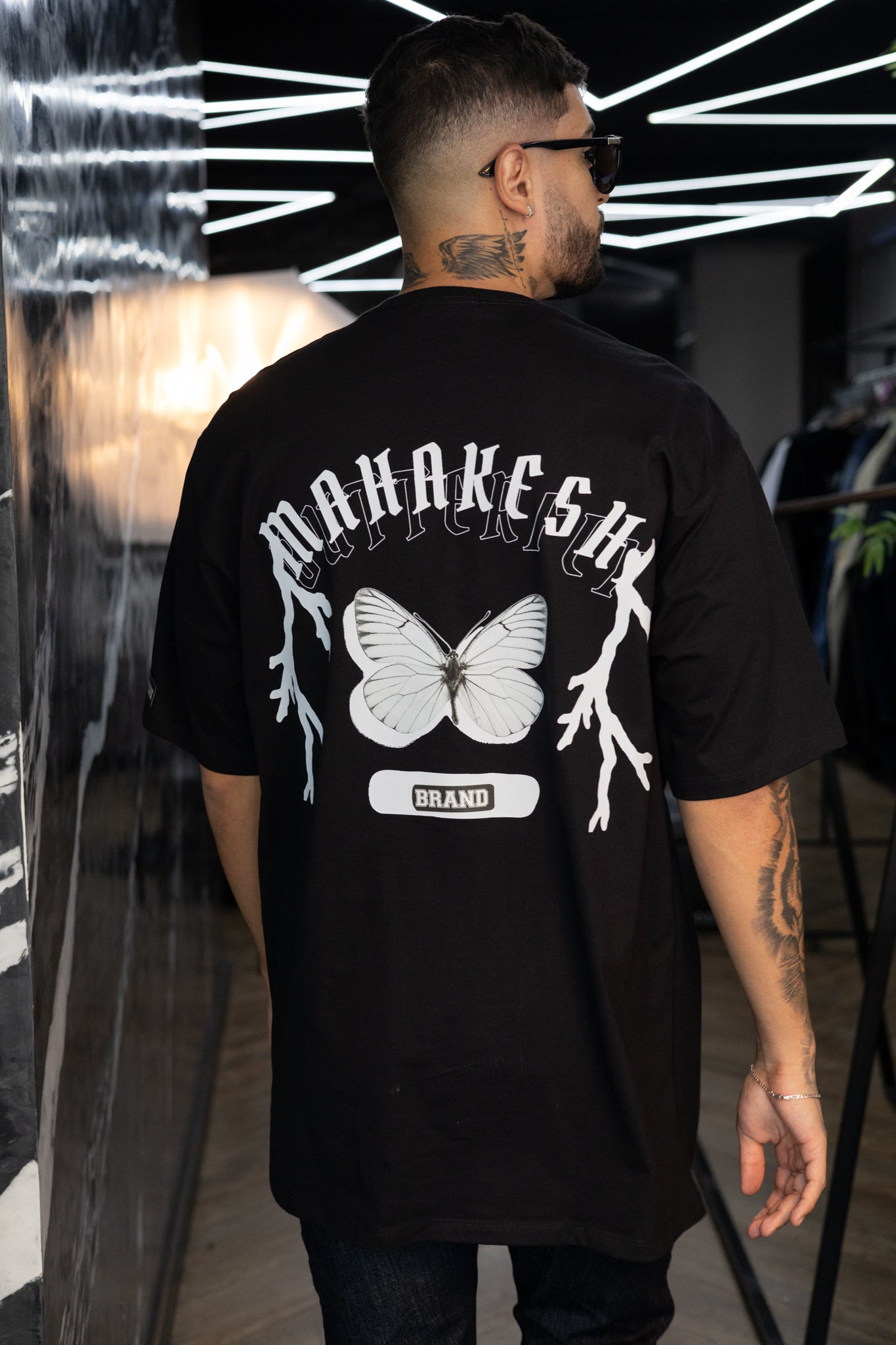 Oversized Buttlefly White